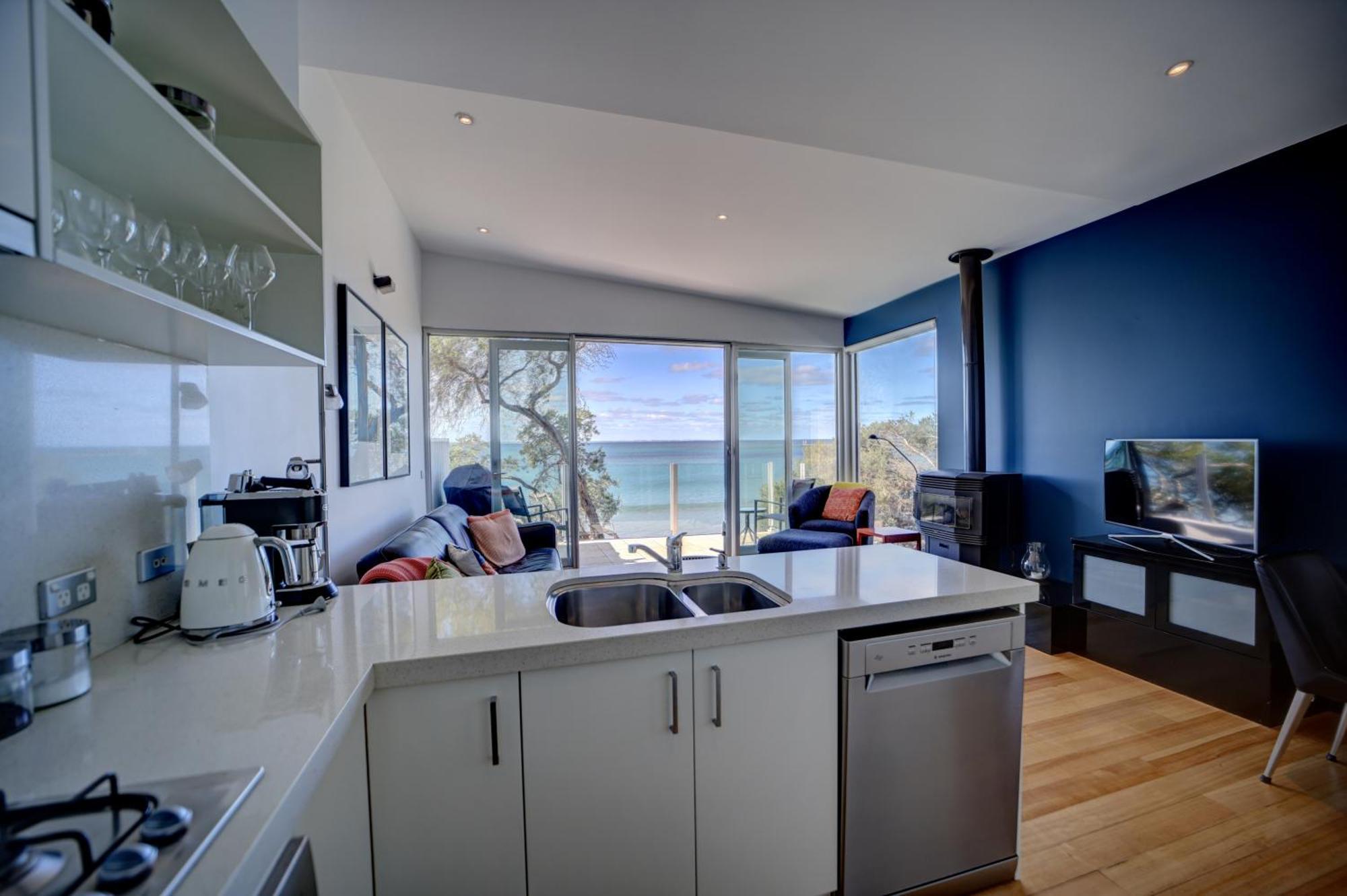 Battery Cove Beach Front Apartment Port Fairy Exterior photo